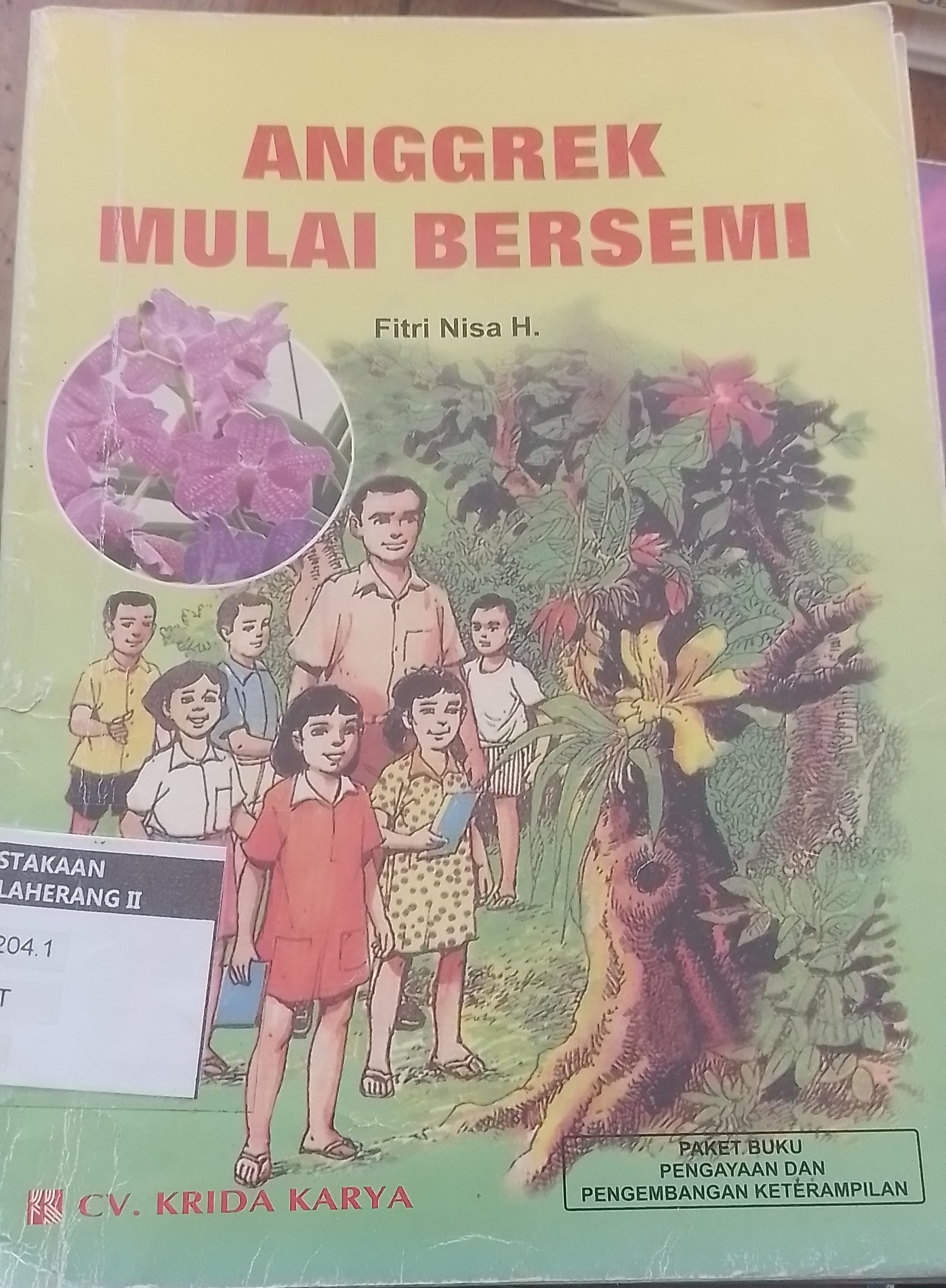 Sampul ANGGREK MULAI BERSEMI