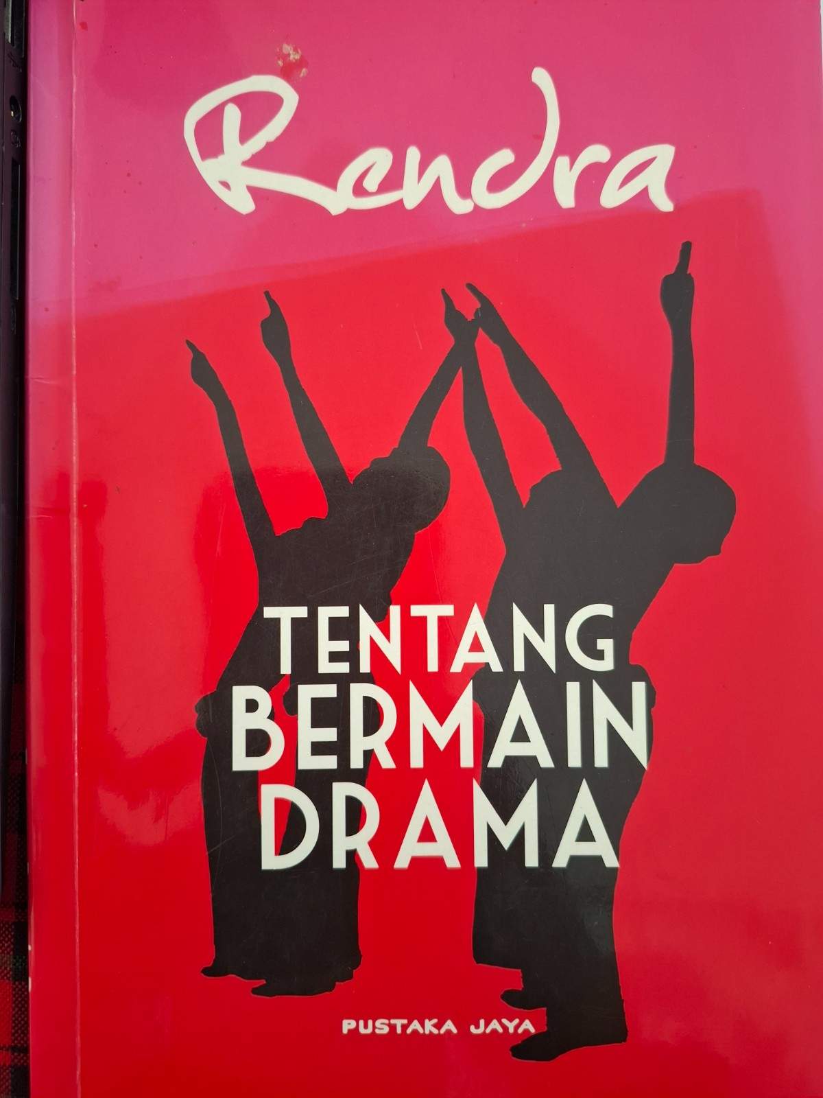 Sampul Tentang Bermain Drama