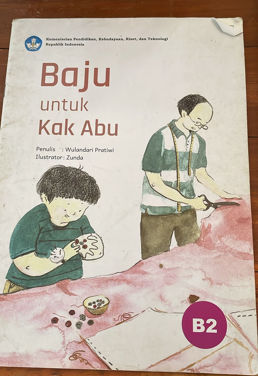 Sampul Baju untuk Kak Abu