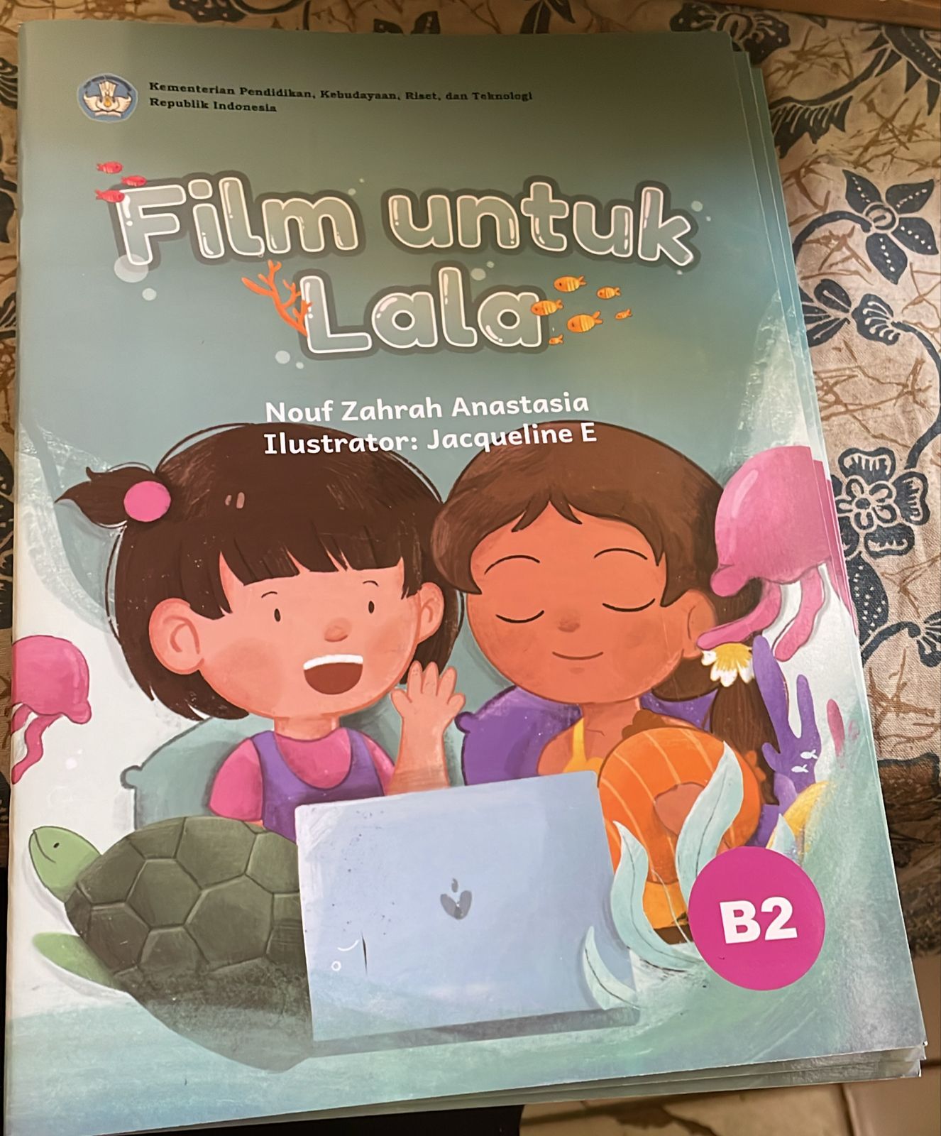 Sampul Film Untuk Lala