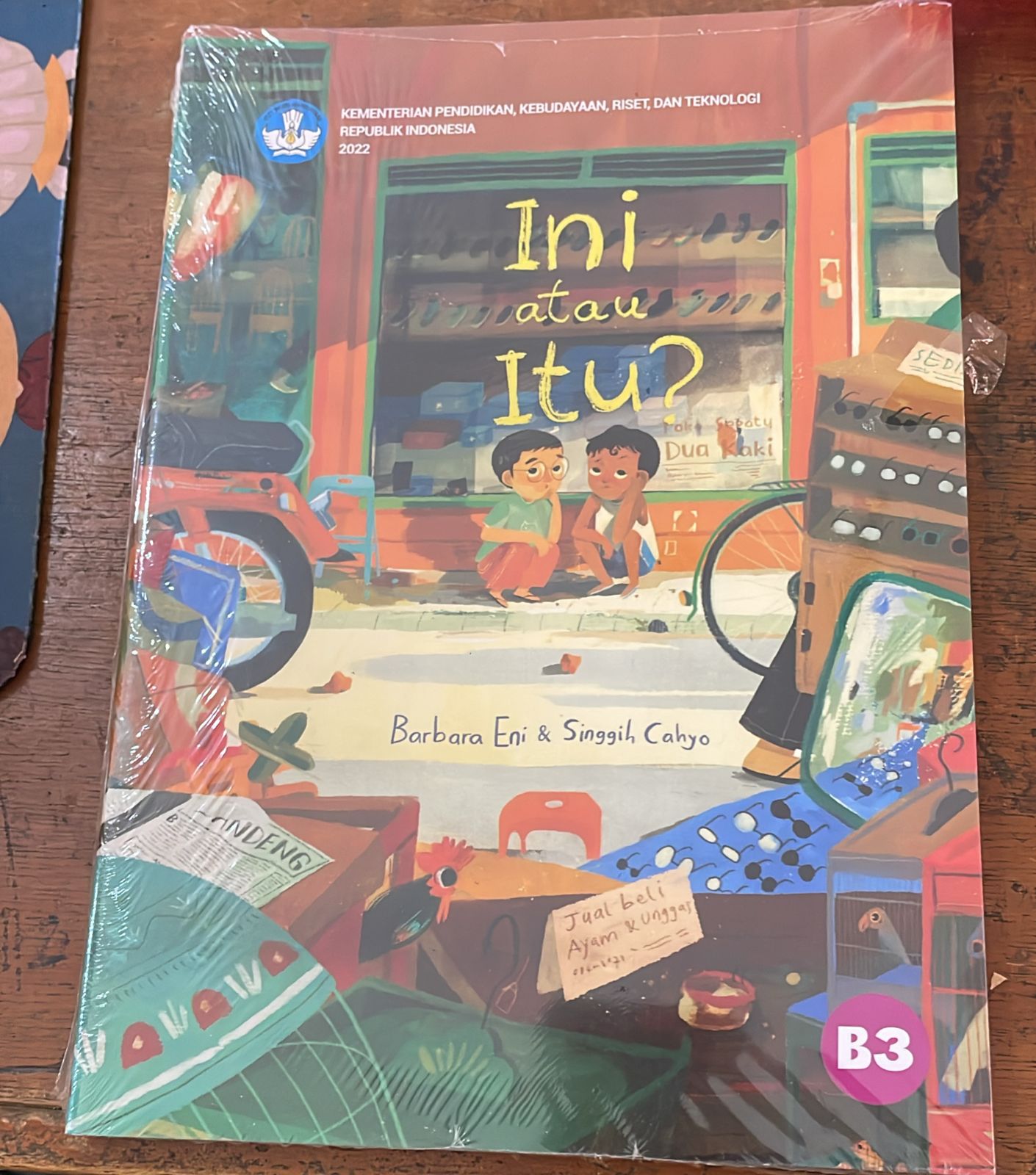 Sampul ini atau Itu ?