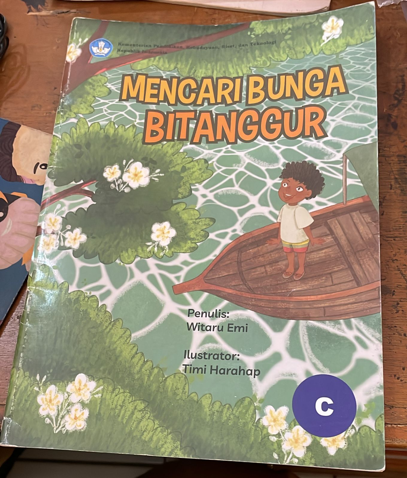 Sampul Mencari Bunga Bitanggur