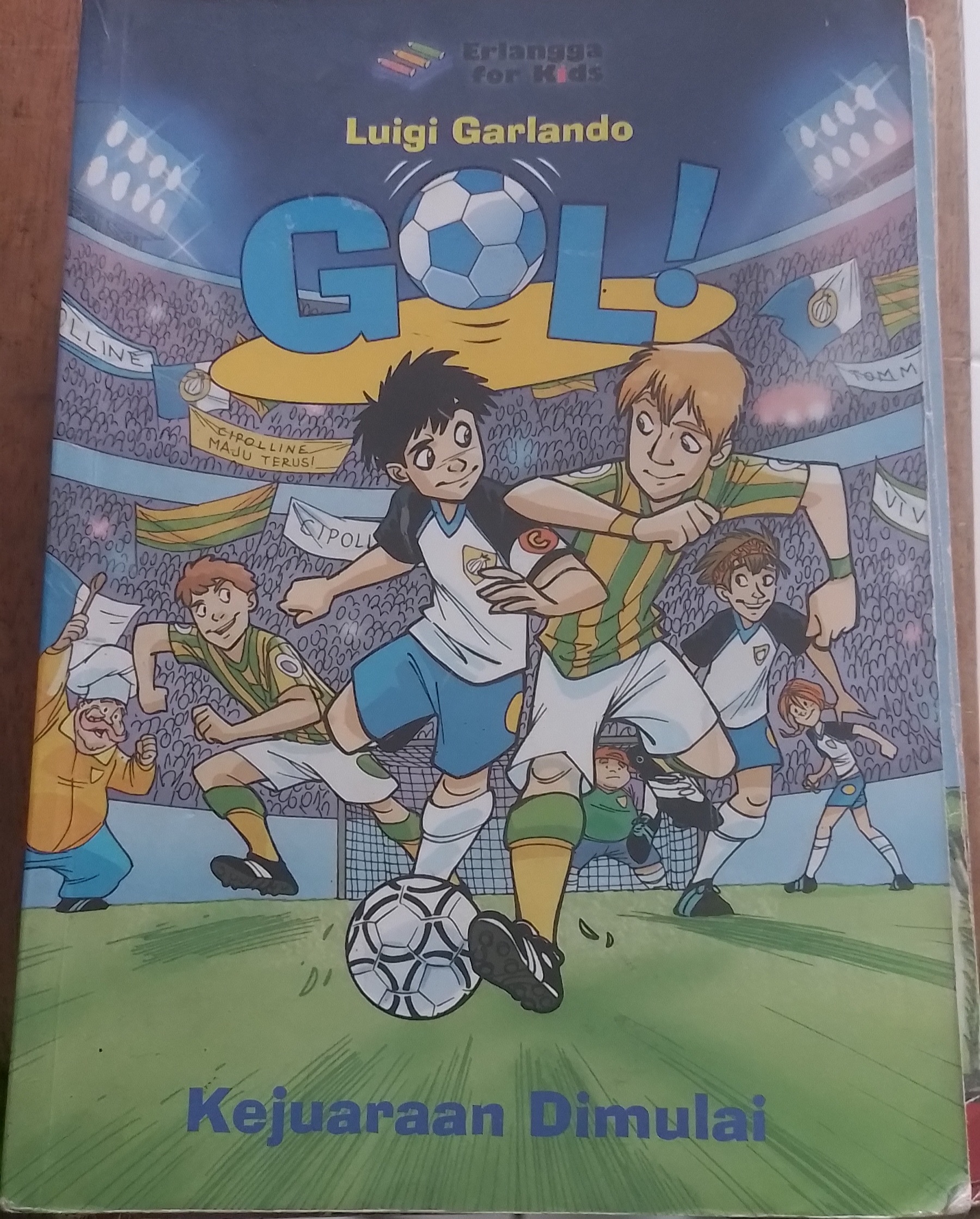 Sampul KEJUARAAN DIMULAI