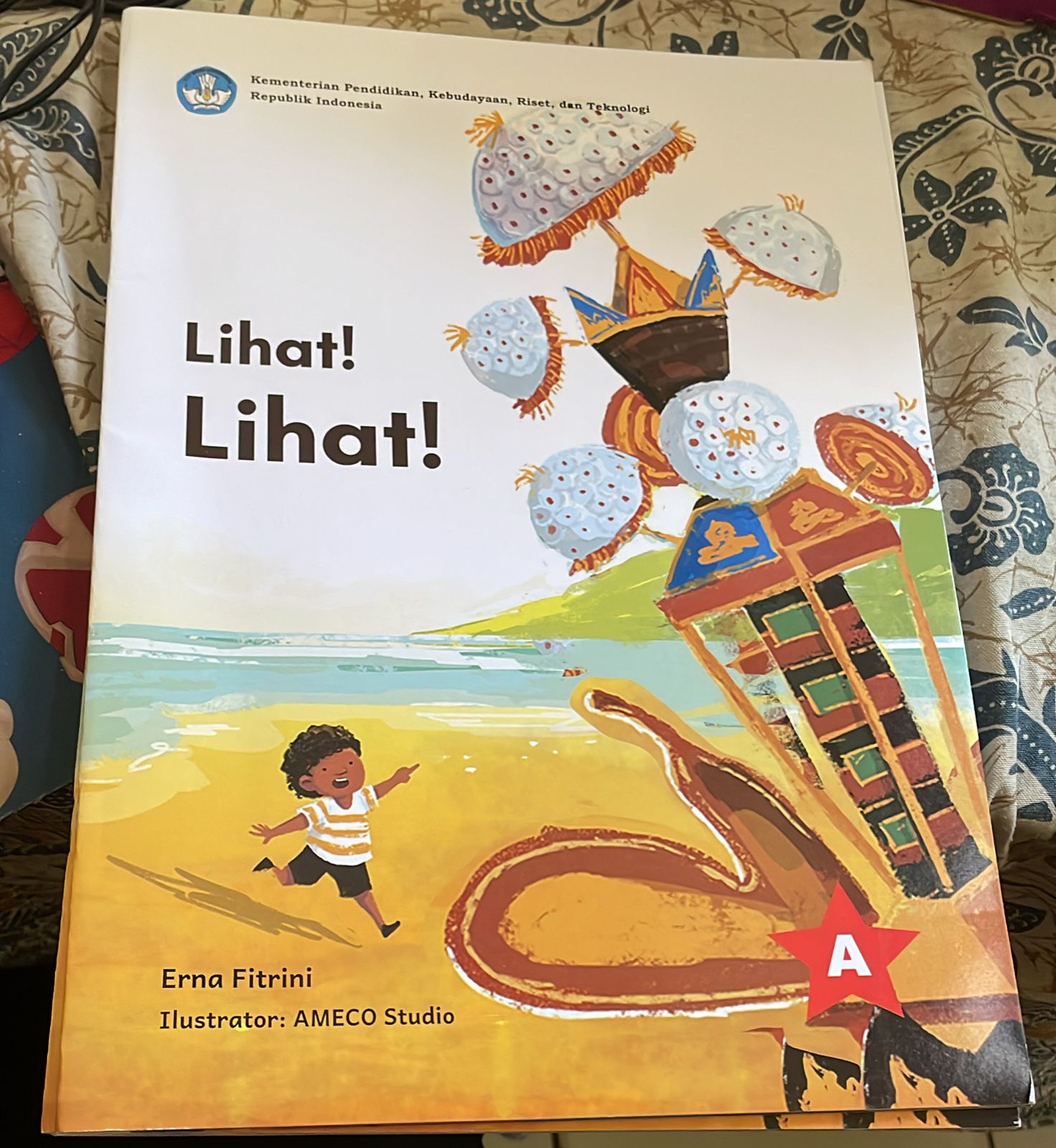 Sampul Lihat ! LIhat !