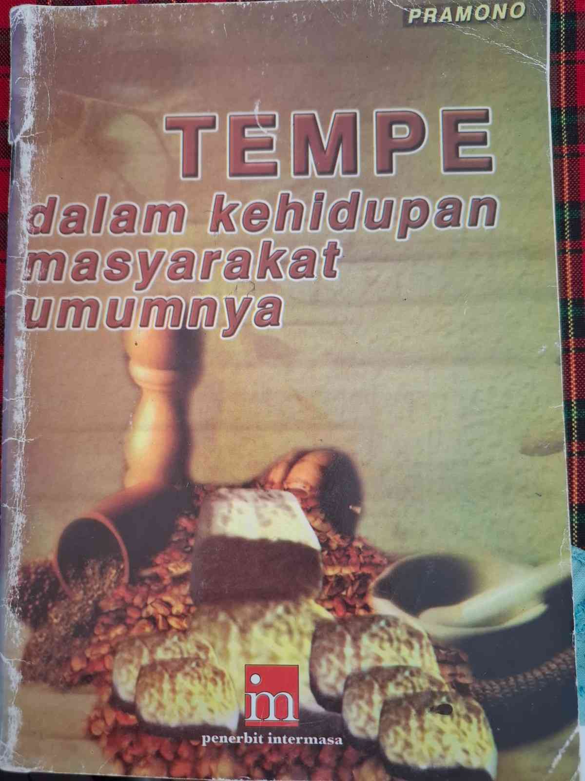 Sampul Tempe Dalam Kehidupan Masyarakat Pada Umumnya