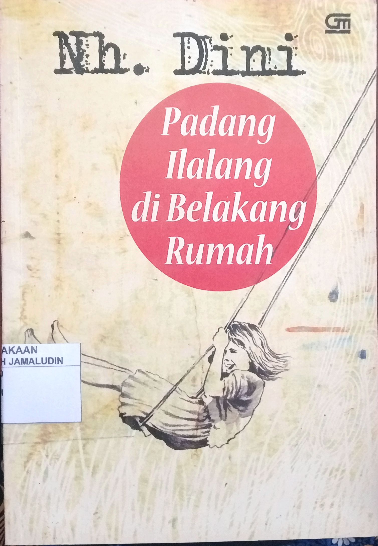Sampul Padang Ilalang di Belakang Rumah
