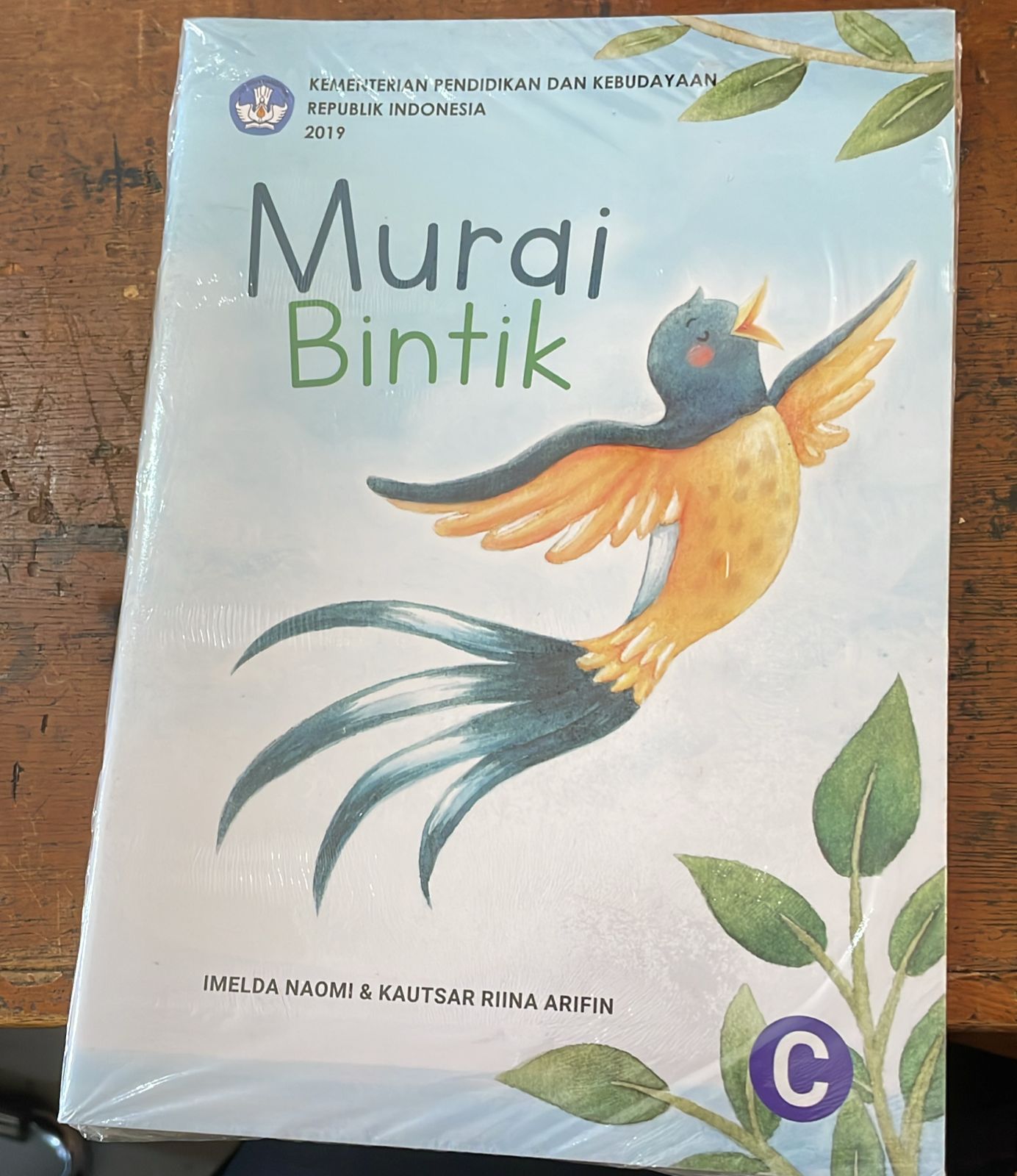 Sampul Murai Bintik