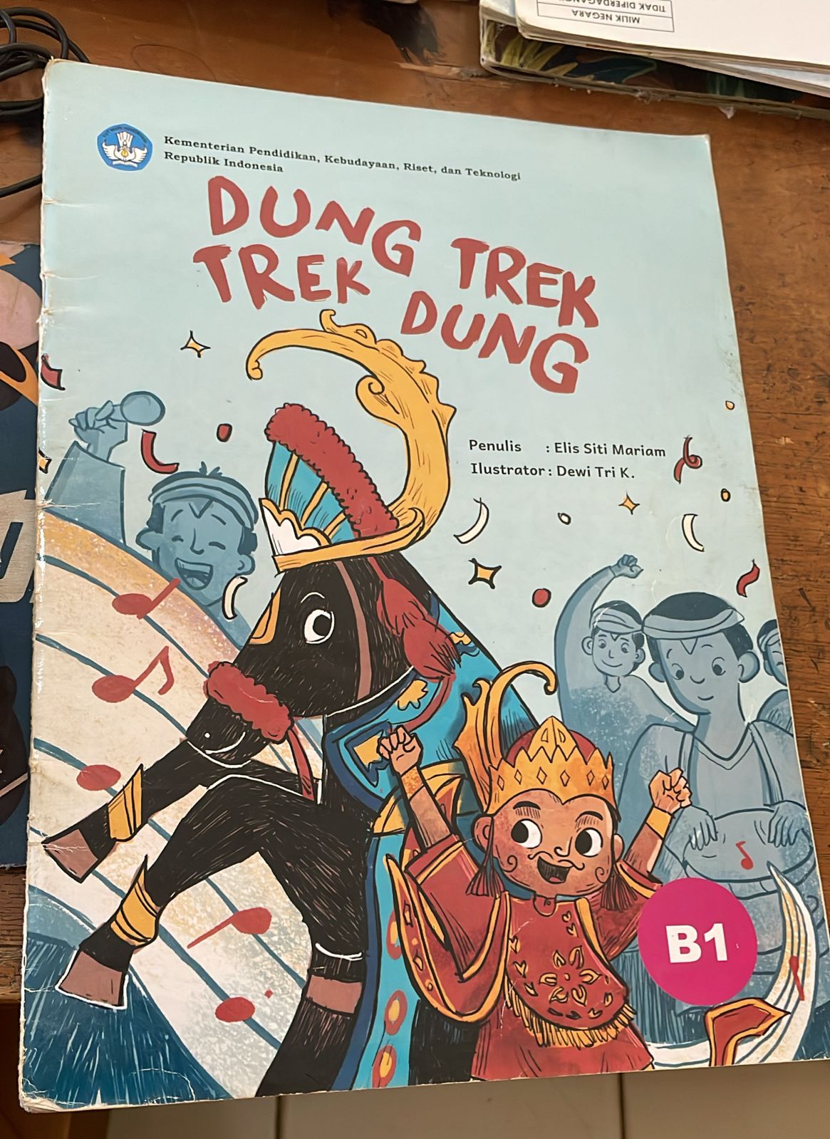 Sampul Dung Trek Trek Dung